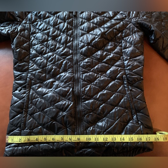 North Face Jacket Puffer Charcoal Black. Women’s Small. - Picture 13 of 13